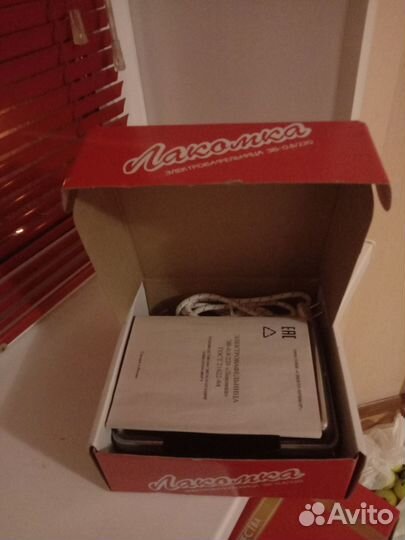 Электрическая вафельница бу