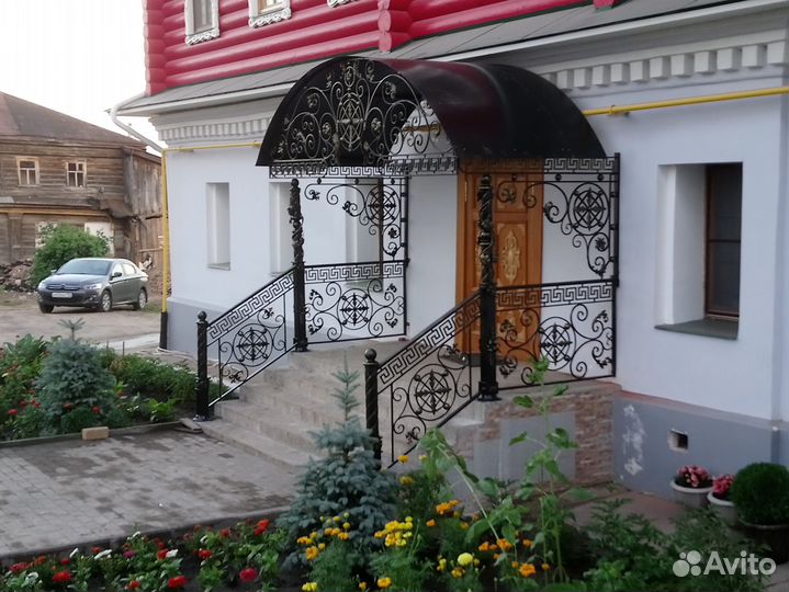 Навесы, козырьки, металлоконструкции