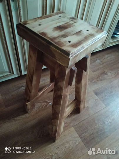 Барный стул