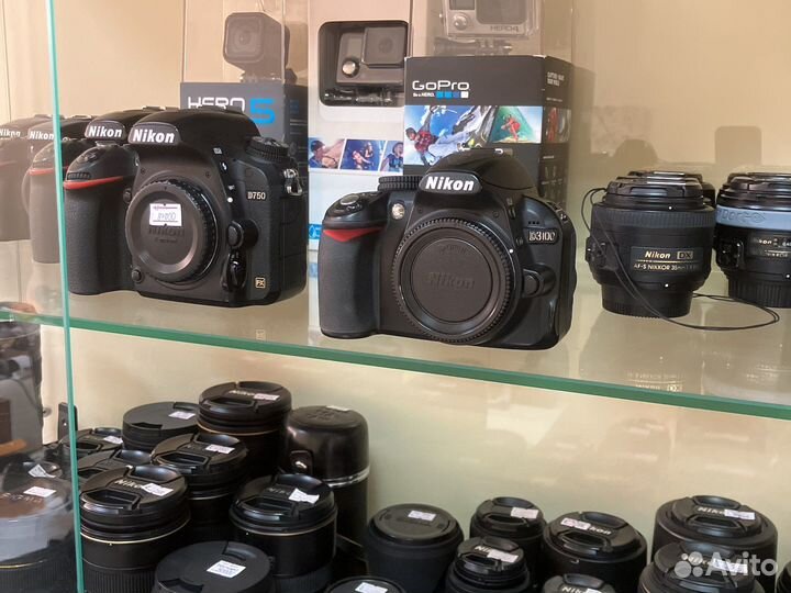 Зеркальный фотоаппарат Nikon d3100 body