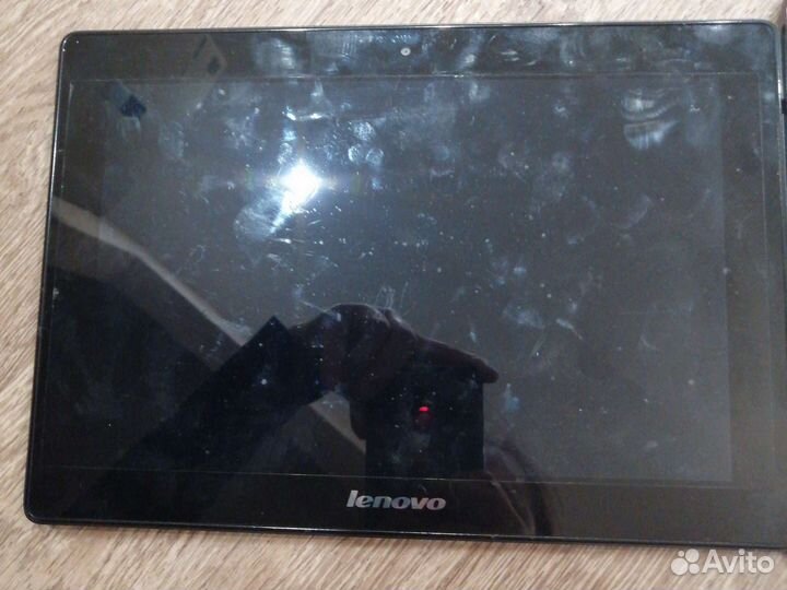 Рабочий Lenovo на запчасти