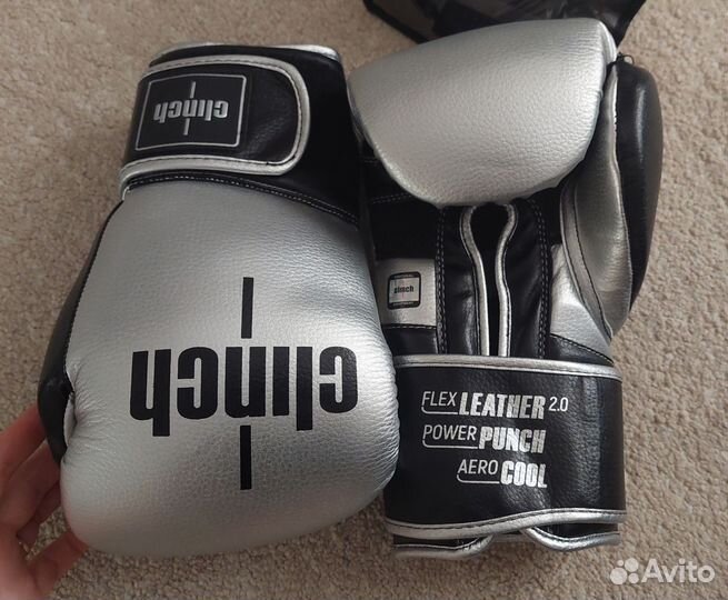 Боксерские перчатки 12 oz clinch