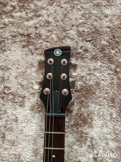 Электрогитара Yamaha Revstar RS320 Vintage White