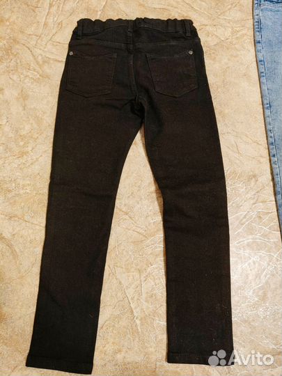 Джинсы 128 для девочки