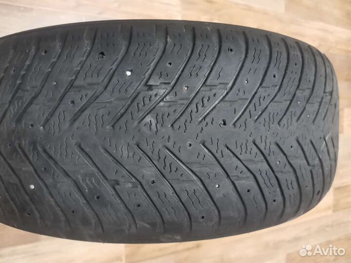 Nokian Tyres Hakkapeliitta 8 205/55 R16