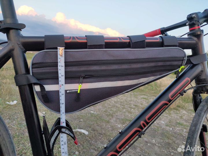Сумка на раму велосипеда