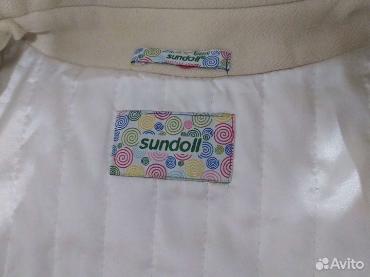 Пальто для девочки 140