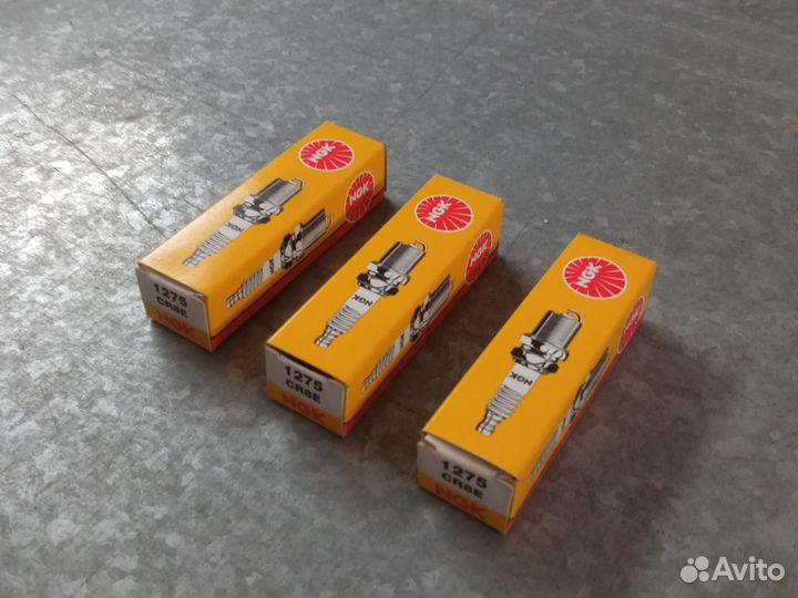 Свеча зажигания NGK cr8e