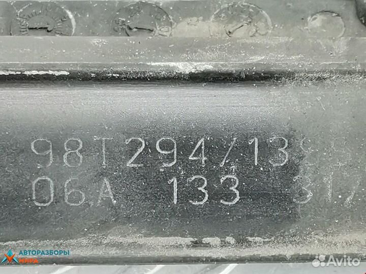 Форсунка Audi A3 8L 1998 037906031AA