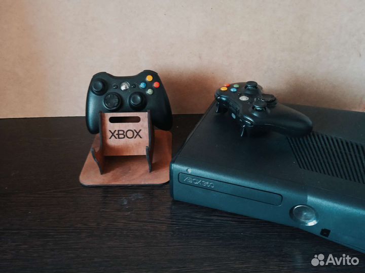 Xbox 360 slim freeboot 70 игр