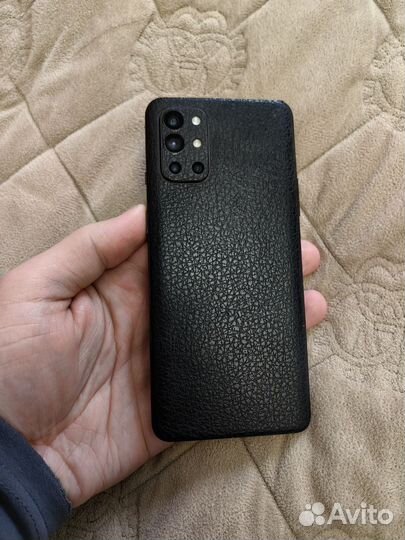 OnePlus 9R, 8/256 ГБ