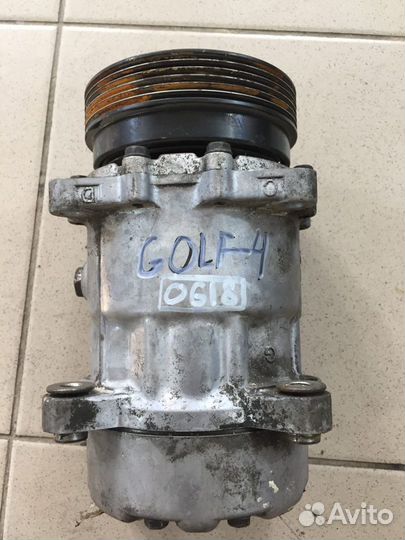 Компрессор кондиционера Volkswagen Golf 4 0618