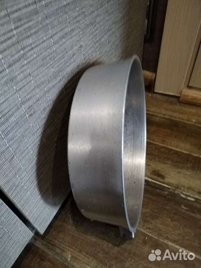 Кастрюли, сковородки