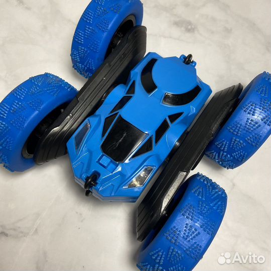 Машинка на пульте управления для ребенка