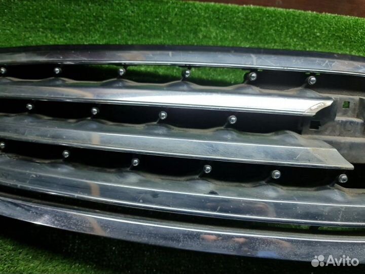 Решетка радиатора Nissan Fuga PY50