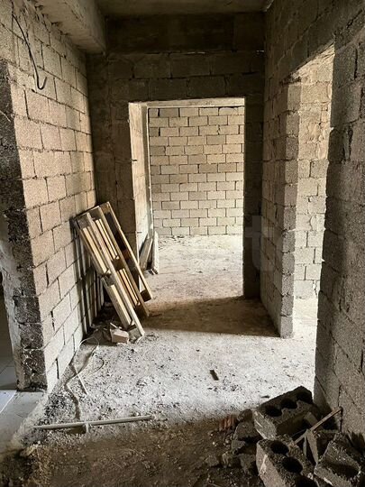 2-к. квартира, 77 м², 3/10 эт.