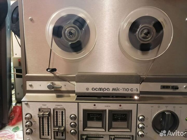 Катушечный магнитофон Астра 110