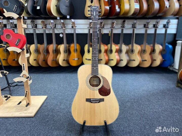 Гитара акустическая из массива