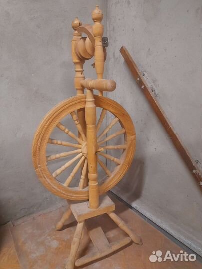 Прялка деревянная старинная