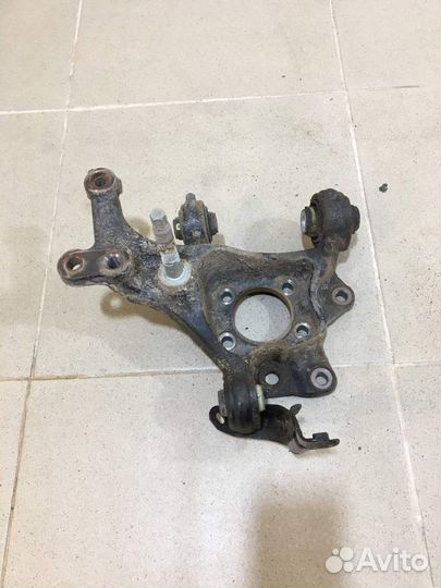 Кулак поворотный задний левый Toyota RAV 4 2019- 4