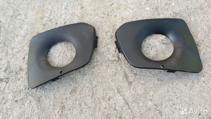 Заглушки для бампера LADA Kalina