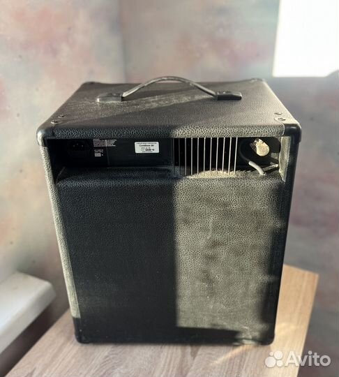 Басовый комбоусилитель Yerasov ComBass50