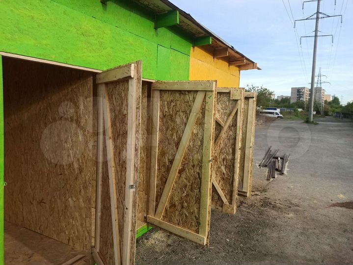 Кладовки, 100 м²