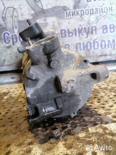 Компрессор кондиционера Volkswagen Golf
