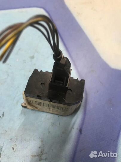 Кнопка корректора фар 8E2919094