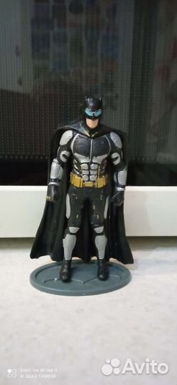 Настольная фигурка