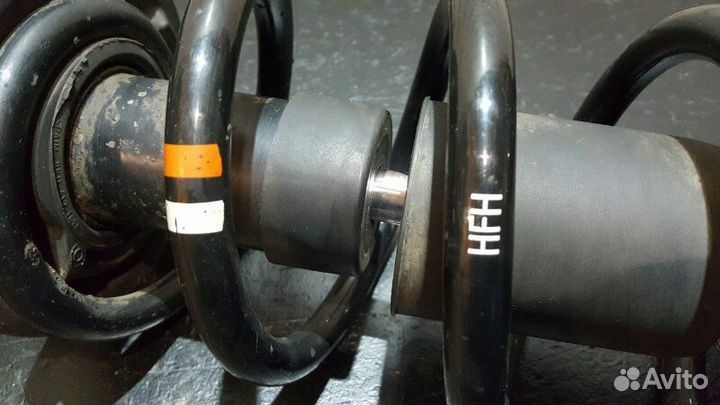 Стойка передняя Audi A7 4G CGW 2011