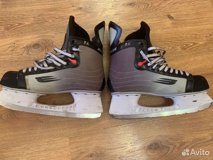 Коньки хоккейные 45.5 размер