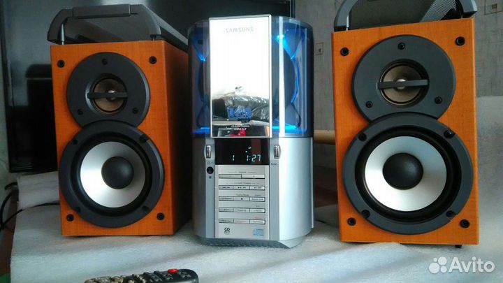 Муз.ц.samsung MM-L7. c USB