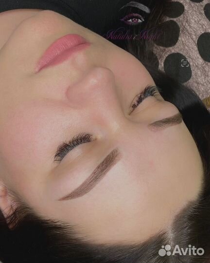 Наращивание ресниц. Перманентный макияж бровей