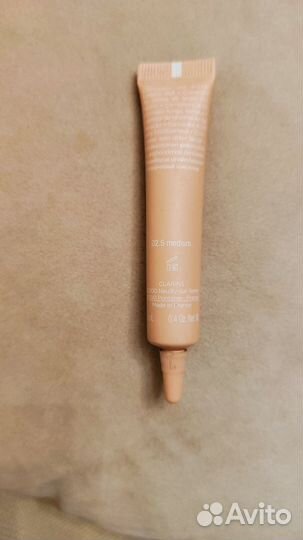 Консилер clarins 02.5