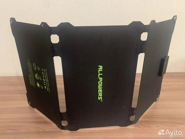 Портативная солнечная панель 21Вт новая