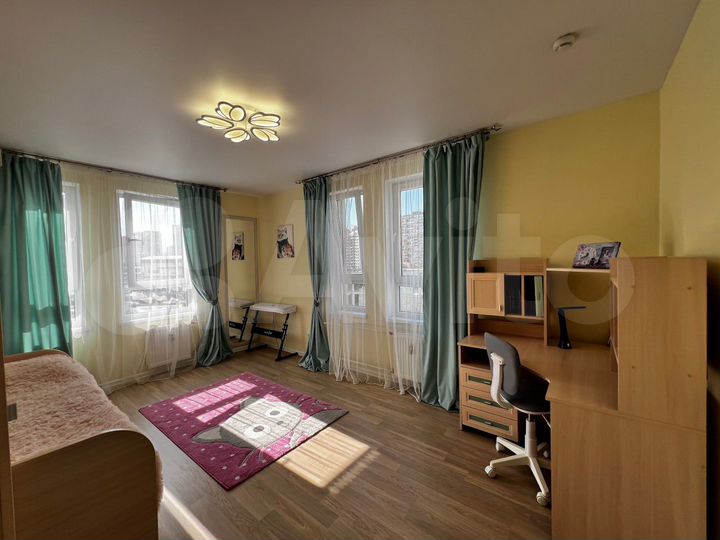 3-к. квартира, 93 м², 7/20 эт.