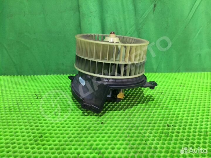 Моторчик отопителя Mercedes-Benz C W202