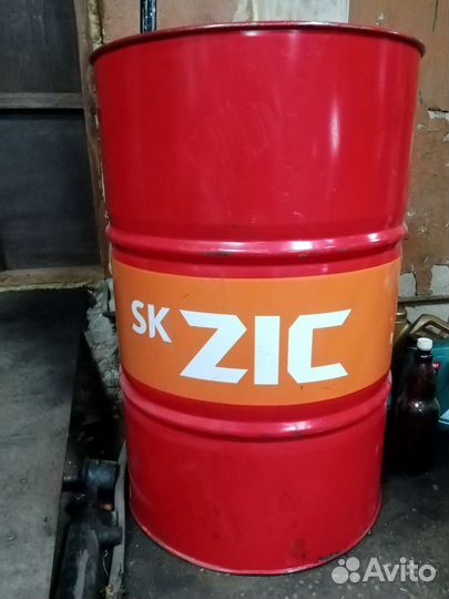 Бочка металлическая 200л и 56 л из - под масла