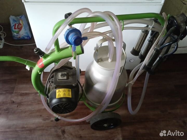 Доильный аппарат для коров новый