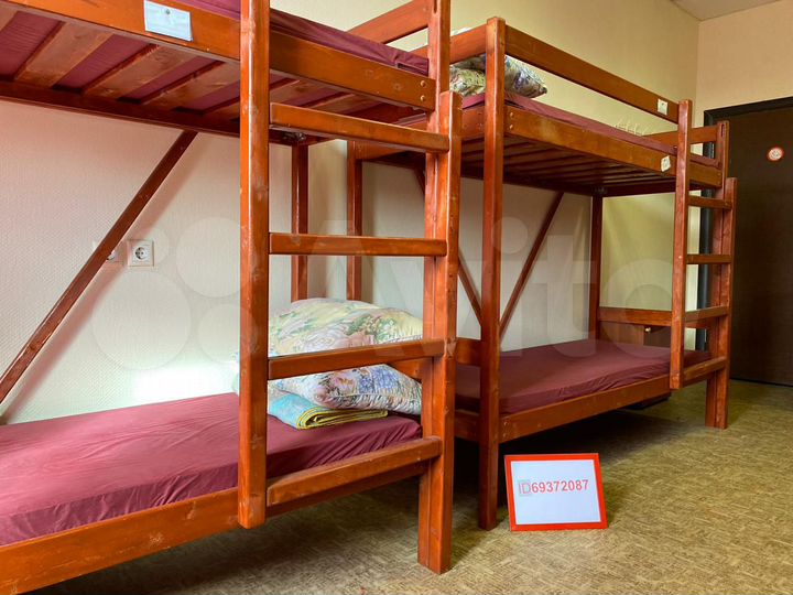 Комната 32 м² в > 9-к., 4/5 эт.