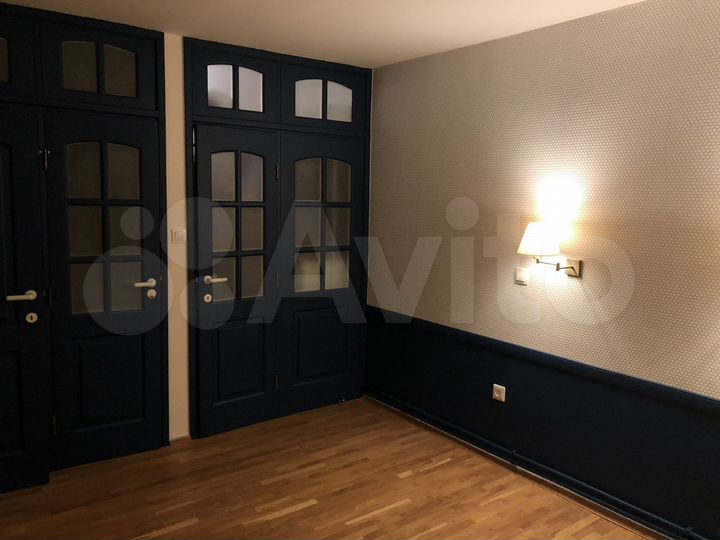 3-к. квартира, 88 м², 4/4 эт.