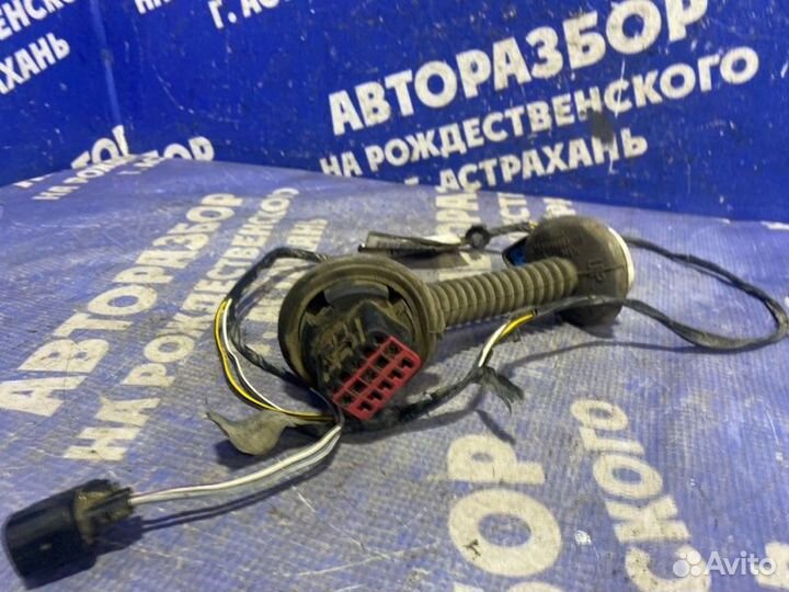 Проводка двери Ford Focus 1 седан 2003