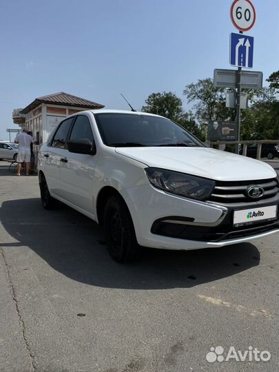 LADA Granta 1.6 МТ, 2019, 140 000 км