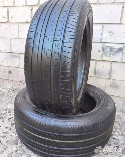 Nitto NT830 235/55 R17 103W