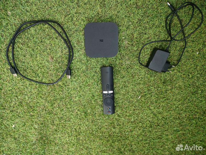 Цифровая приставка xiaomi mi box