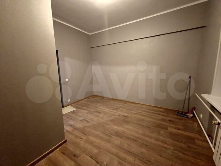 Комната 15,5 м² в 3-к., 2/8 эт.