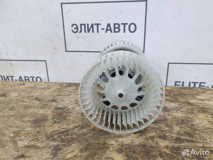 Моторчик печки Land Rover 4.4