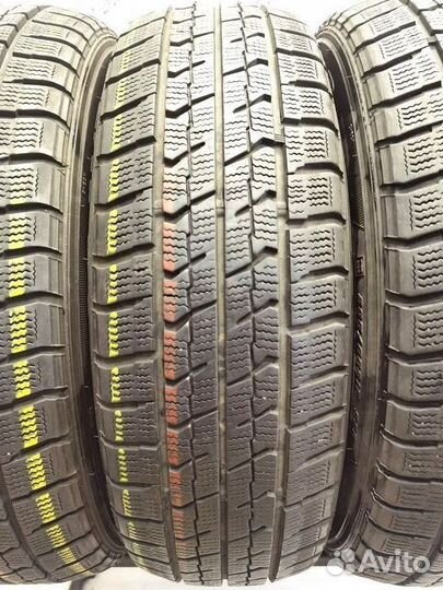 Goodyear Ice Navi Zea II 215/65 R16 98Q