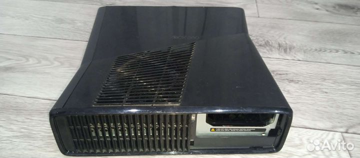 Xbox 360 (не рабочий)